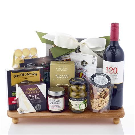 Birthday comes once a year and the birthday boy/girl waits select some of them and get the birthday gifts to toronto to wish your darling. Gift Baskets Toronto Canada Gourmet Baby Corporate Birthday