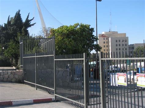 צהל תקף בתגובה ברצועת עזה והפלסטינים דיווחו על תשעה הרוגים. יהודה גדרות 08-8515777