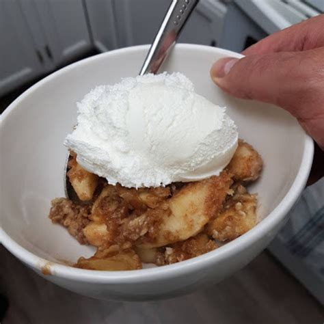 The best apple crumble recipe ever! Gluten Free Instant Pot Apple Crumble Recipe by Abisaac ...
