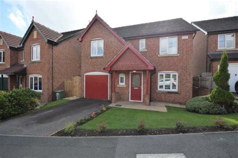 4 bedroom detached house for sale in saxstead rise leeds west yorkshire ls12
