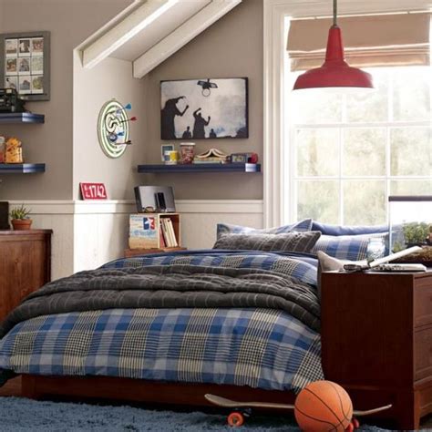 It's a place where teens do homework, hang with friends, express a white bedroom set serves as the perfect backdrop for adding pops of color and patterns with pillows and bedding. 22 Teenage Bedroom Designs, Modern Ideas for Cool Boys ...