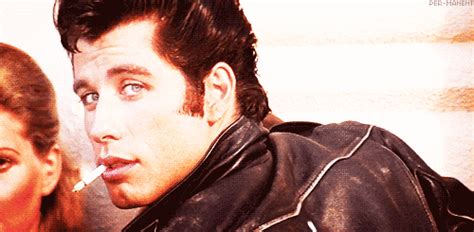 Giphy is how you search, share, discover, and create gifs. travolta gif | Tumblr