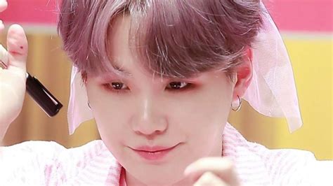 ^^ go wish him on his special day if you haven't already! Happy Birthday Yoongi: BTS Army floods Twitter with wishes ...