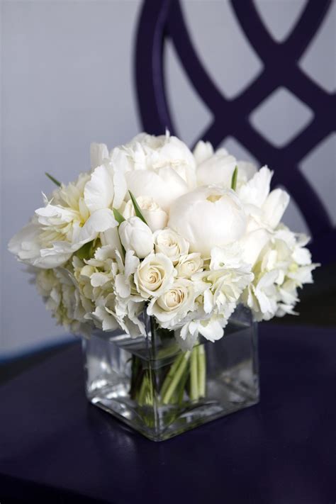 Centerpiecebouquet White Flower Arrangements White Wedding Flowers