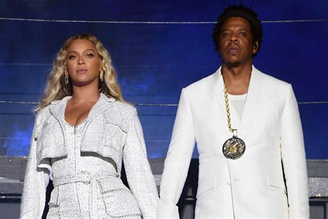 Beyoncé Tearfully Dedicates Glaad Award To Deceased Uncle Who Lost