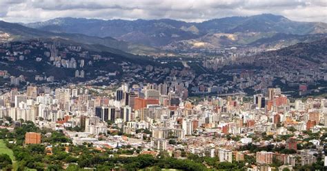 Grupo Li Po Caracas Es Caracas ¿y Lo Demás Es Sombrasmonte Y Culebras