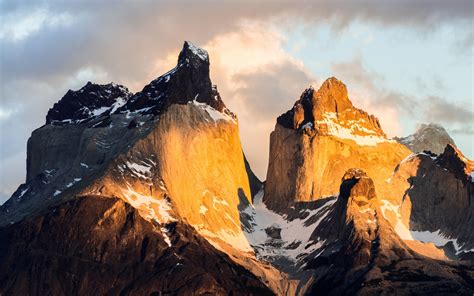 Download Wallpaper 3840x2400 Golden Peak Torres Del Paine National