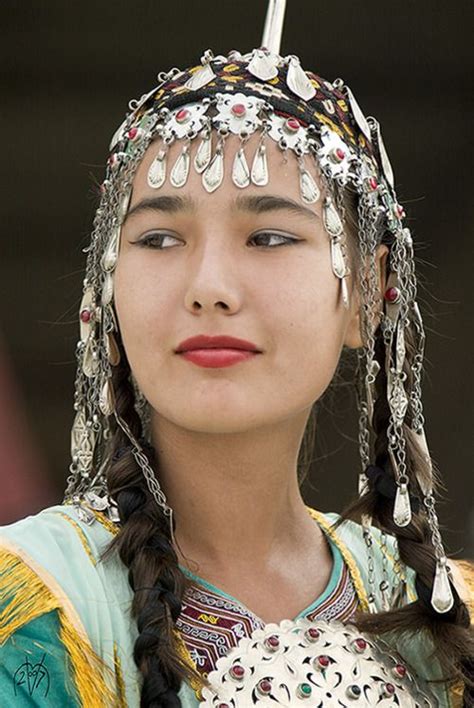 Fyeahcentralasia Turkmen Girl Costumes Around The World Beautiful