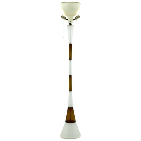 Antique & Vintage Floor Lamps For Sale in Frankfurt Near Me