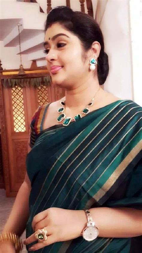 Shailaja Priya Hot In Saree Beauty Sens