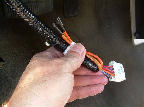 Installing Upfitter Switches Ford 2005 2007 Superduty