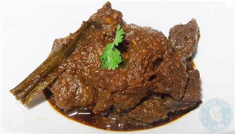 4 servings 360 min cook. Beef Rendang - Slow cooked beef in rich lemon grass and coconut sauce £7.50 - Feed the Lion