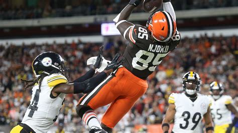 Cleveland Browns Beat Pittsburgh Steelers Move Into Afc North Lead