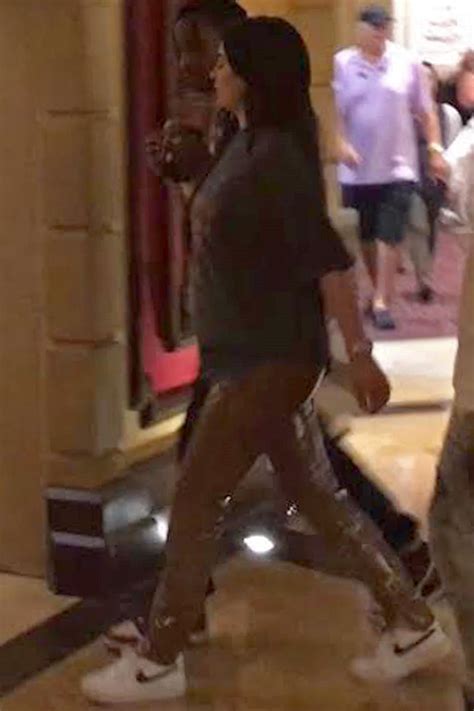 Since the news that kylie jenner is reportedly pregnant emerged on september 22, fans haven't stopped talking tmz reported on september 22 that kylie jenner is allegedly pregnant, citing. Pregnant Kylie Jenner Covers Baby Bump at iHeartRadio ...