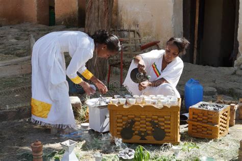 Cerimônia Tradicional Do Café Em Etiópia Foto De Stock Imagem De