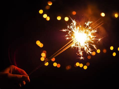 Wallpaper Id 1189410 Holiday New Years Eve Sparklers Illuminated