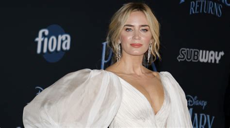 How Emily Blunt S Severe Stutter Led Her To A Successful Hollywood