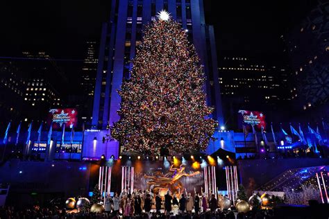 How To Watch And Stream The Rockefeller Center Christmas Tree Lighting