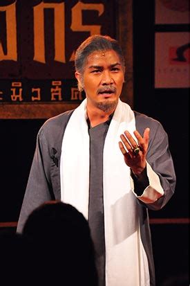 บริษัท อินเด็กซ์ ครีเอทีฟ วิลเลจ จำกัด (มหาชน) และไทยประกันชีวิต เสนอ. บอย ถกลเกียรติ จัดโชว์พิเศษ แถลงข่าวละครเวที ลอดลายมังกร ...