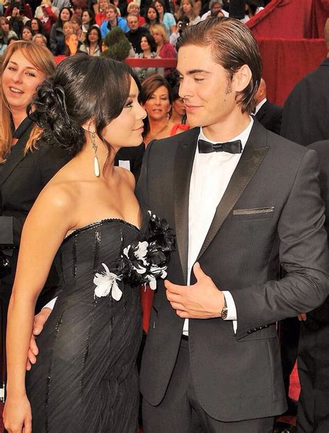 Vanessa And Zac Possibly One Of My Faves This Pic Cute Celebrity Couples Oscar Fashion