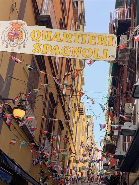 Dialogo sui Quartieri Spagnoli, storie di dominazioni - Espresso napoletano