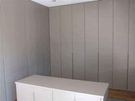 Anuncios de particular a particular y de agencias inmobiliarias. Armarios a medida en Madrid, Vestidores a medida,armarios ...