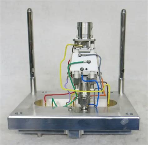 Thermo C Trap Flange Interface Ltq Orbitrap Spectrometer