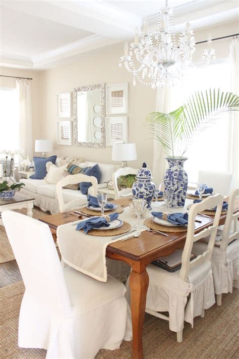 This table set was beautiful, but it didn't match the style in the room at all. Blue and White Table Setting - Starfish Cottage | Dining ...