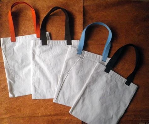 Tas blacu juga sangat cocok digunakan dalam berbagai kegiatan, baik seminar, tas promosi, maupun tas belanja dan laundry yang sangat menarik dan unik. KimiBag Indonesia: Blacu Goodie Bag For Kids