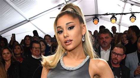 Ariana Grande Has An October Surprise Vanity Fair