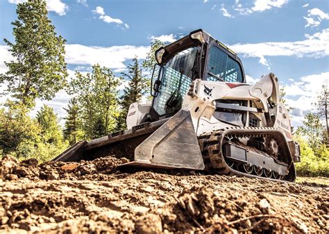 Bobcat Unveils M2 Series Skid Steer Compact Track Loaders With Big