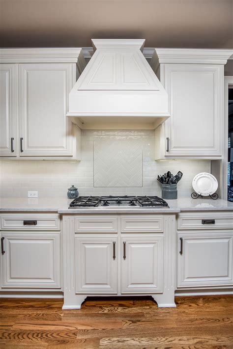 Cabinet Refinishing & Painting | Refinishing cabinets ...