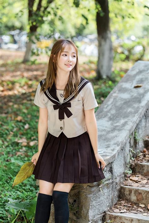 2018 New Japanese School Uniform Girls Novelty Sailor Suits Milk Tea
