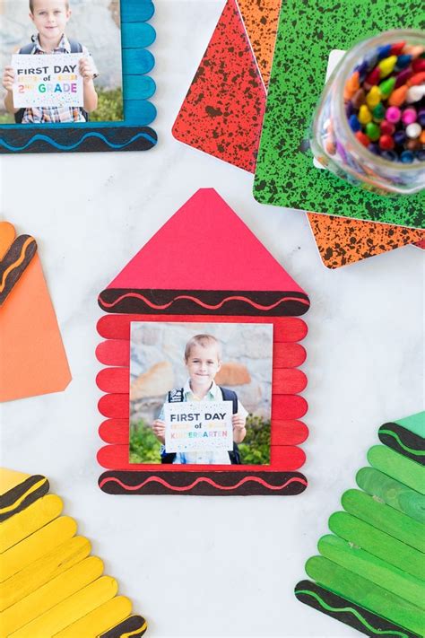 Back To School Frames Are A Fun First Day Of School Craft For The