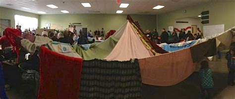 127 Families Build Huge Blanket Fort Then Give Them To Homeless Good