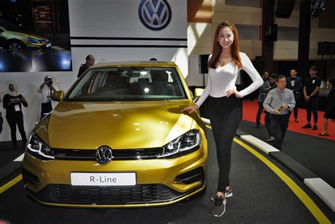 The mk8 golf itself could be launched in malaysia in 2021 and we have published a few spy shots of the ckd mk8 golf gti around malaysia. Volkswagen Golf R-Line Launched In Malaysia - Autoworld.com.my