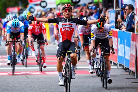 Australian caleb ewan has pulled out of the giro d'italia after winning his second stage of the race on wednesday. Tour Down Under 4ª etapa: Caleb Ewan repite (Vídeo ...