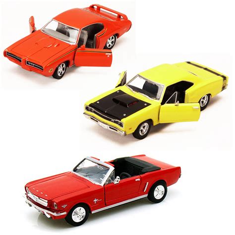 Best Of 1960s Muscle Cars Diecast Set 29 Set Of Three 124 Scale Diecast Model Cars