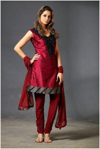 Some Tips To Make A Fashionable Kurti Bollywood Fashion Fashion 2011 Fashion Trends