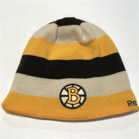 Reebok Boston Bruins 2010 Nhl Hockey Winter Classic Beanie Winter Hat
