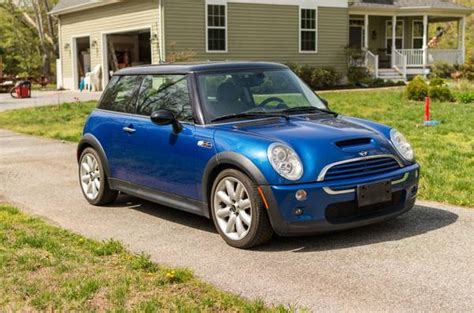 Fs 2005 Mini Cooper S Blue 6 Speed 2nd Owner Have All Records