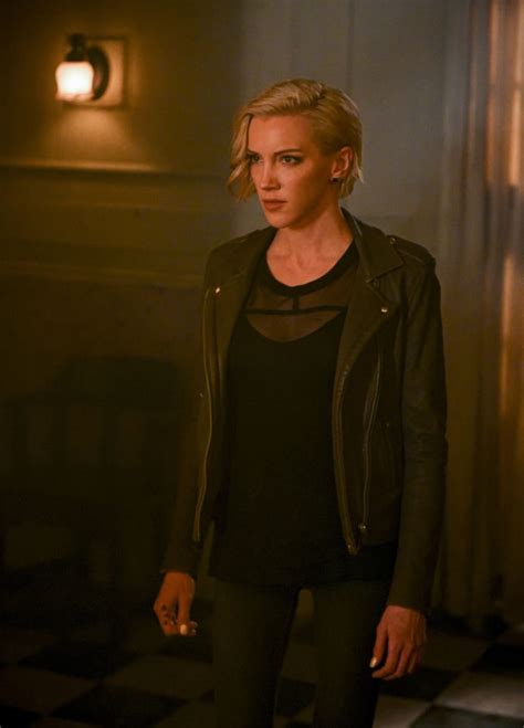Arrow Season Episode Katie Cassidy As Laurel Lance Black Siren