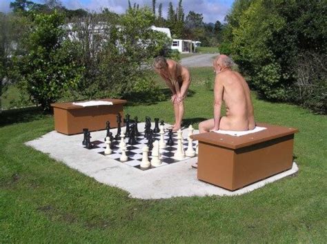 Nude Chess Players Xooly