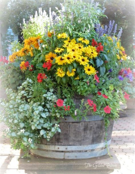 Best Container Gardening Design Flowers Ideas 25