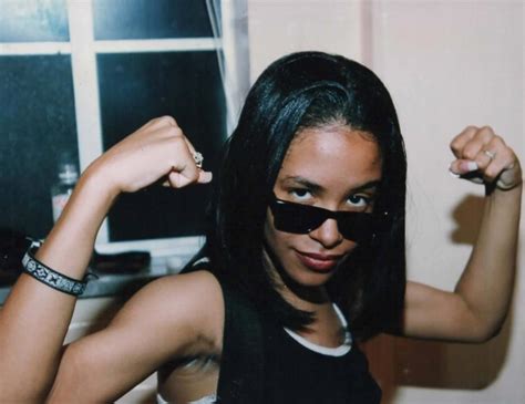 Aaliyah 1997 Roldschoolcelebs