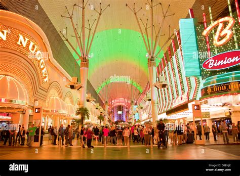Fremont Street Experience Hi Res Stock Photography And Images Alamy