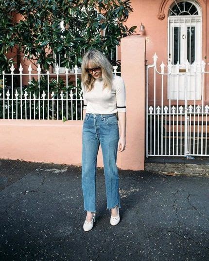 11 Cool Mom Jean Outfits To Try This Winter Who What Wear