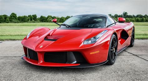 Great prices, quality service, financing and shipping options may be available,we finance bad credit no credit. Une Ferrari LaFerrari 2015 à vendre pour 11 millions $US - Luxury Car Magazine