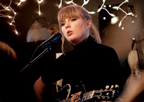 Threads must be about taylor swift: getaway-car: Taylor Swift in Bluebird the Movie...