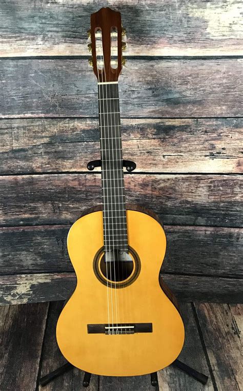 Cordoba C1 34 Nylon String Acoustic Guitar With Gig Bag